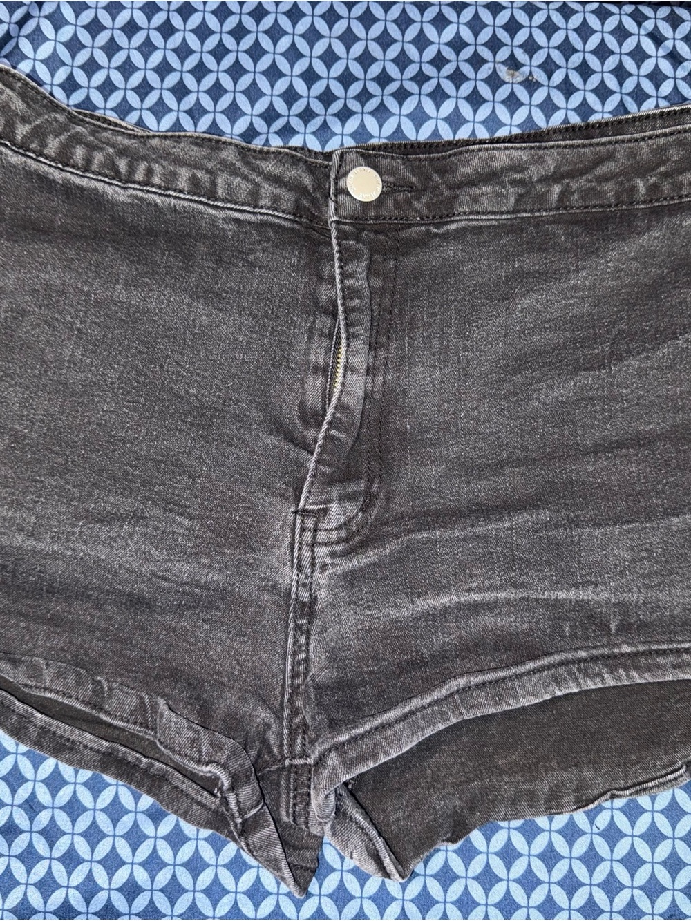 SHEIN Washed Black High-Rise Denim Shorts